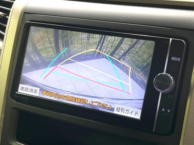 TOYOTA VELLFIRE 2013