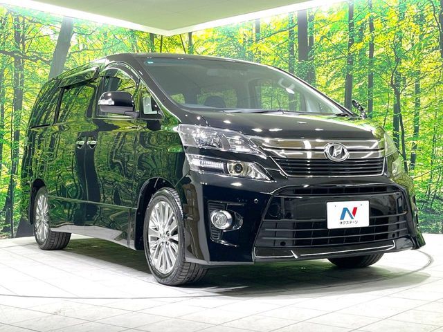 TOYOTA VELLFIRE 2013