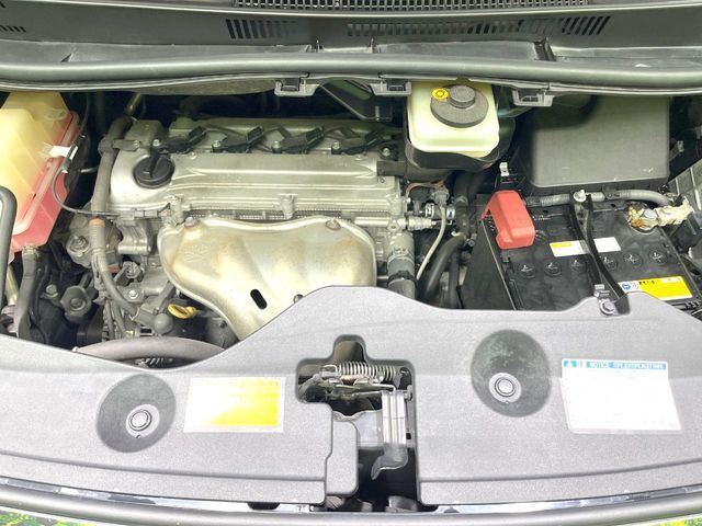 TOYOTA VELLFIRE 2013