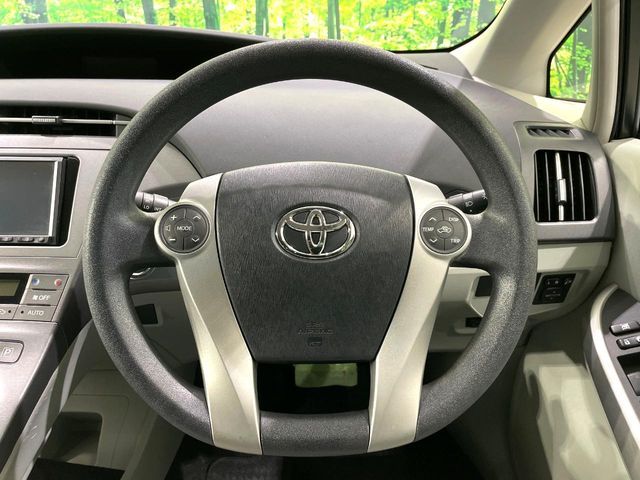 TOYOTA PRIUS 2014