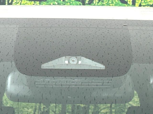 TOYOTA VOXY HYBRID 2025