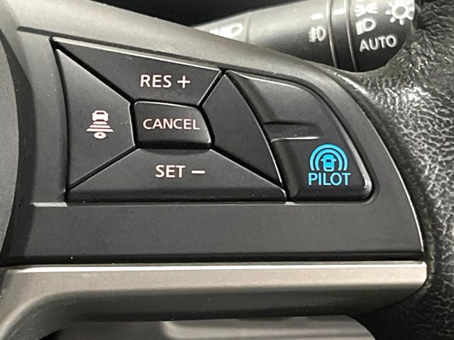 NISSAN SERENA  S-HYBRID 2017