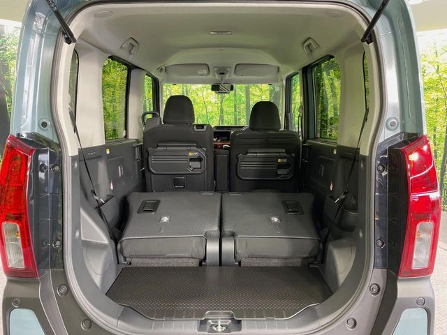 DAIHATSU TANTO FAN CROSS 2025