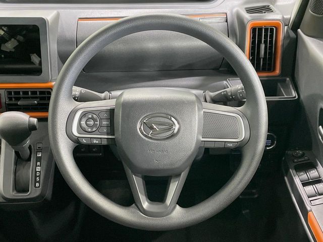 DAIHATSU TANTO FAN CROSS 2025