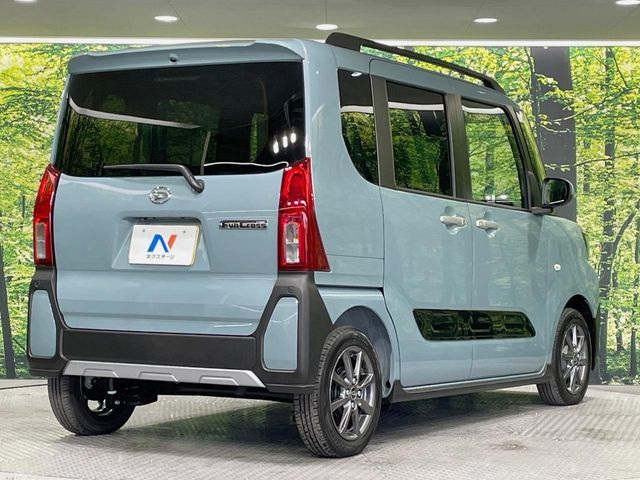 DAIHATSU TANTO FAN CROSS 2025