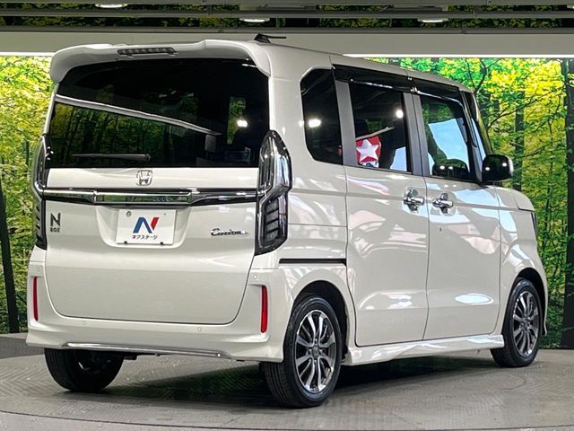 HONDA N BOX CUSTOM 2022