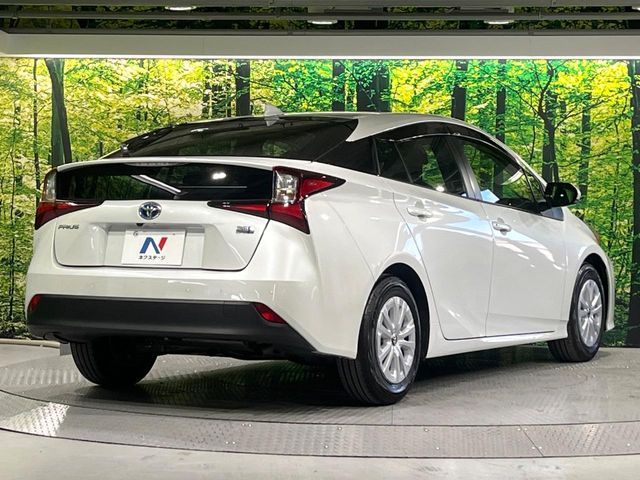 TOYOTA PRIUS 2022