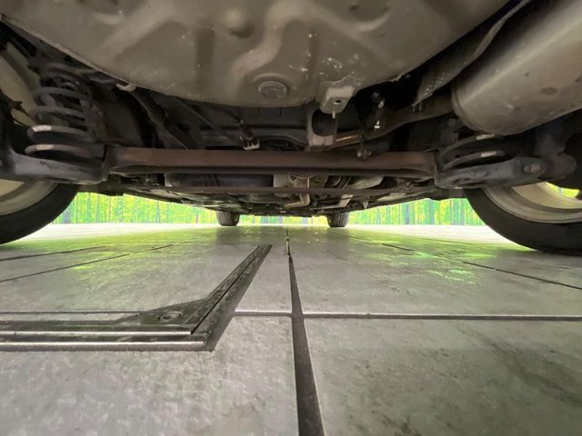 TOYOTA PRIUS Alpha 2015