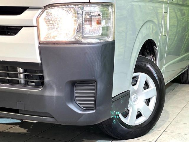 TOYOTA REGIUSACE van 4WD 2018