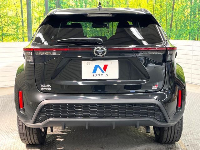 TOYOTA YARIS CROSS 2023