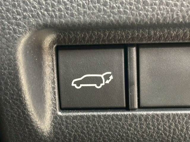 TOYOTA HARRIER 2WD 2023