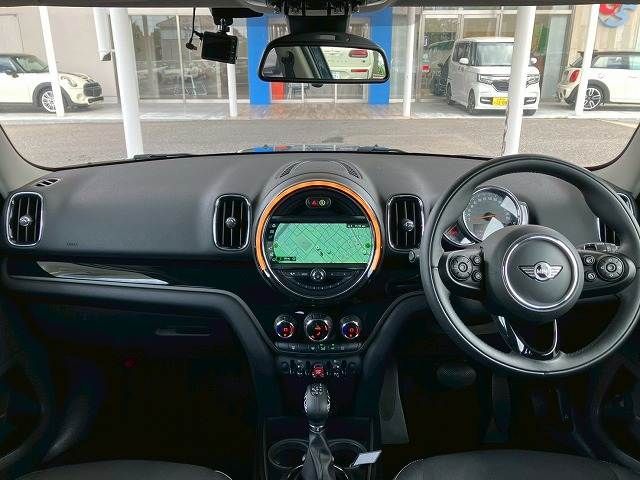 BMW BMW MINI COOPER D CROSSOVER 2018