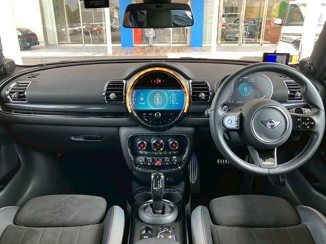 BMW MINI CLUBMAN 2023