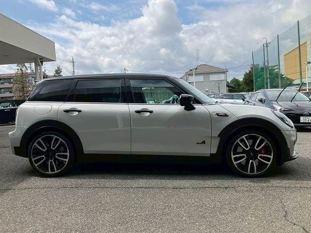 BMW MINI CLUBMAN 2023