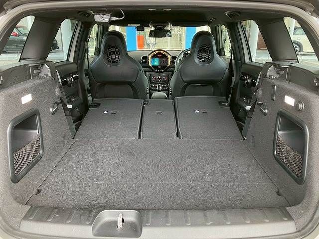 BMW MINI CLUBMAN 2023