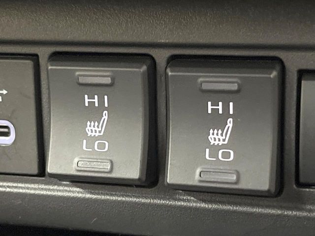 TOYOTA COROLLA CROSS HYBRID 2025