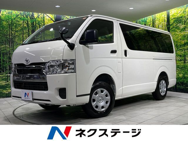 TOYOTA HIACE van 4WD 2025