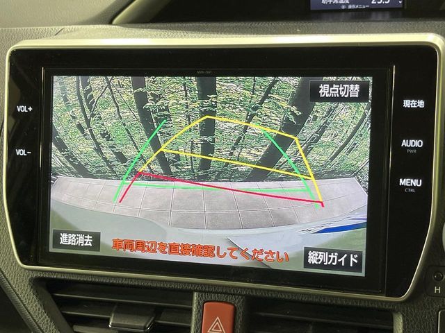 TOYOTA VOXY 4WD 2017