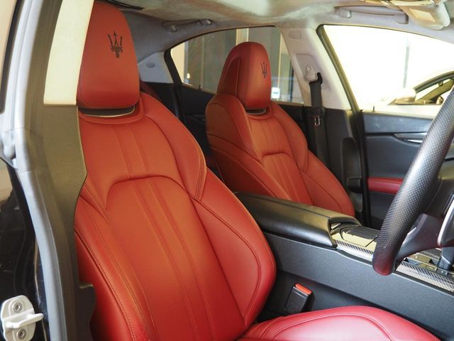 MASERATI MASERATI GHIBLI Sedan 2017