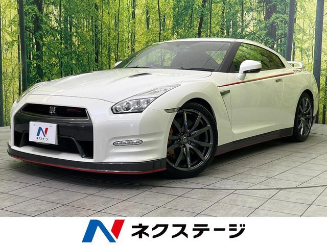 NISSAN GT-R 2014