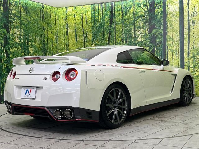 NISSAN GT-R 2014