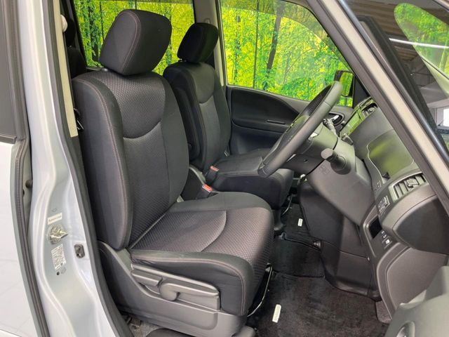 NISSAN SERENA  S-HYBRID 2013