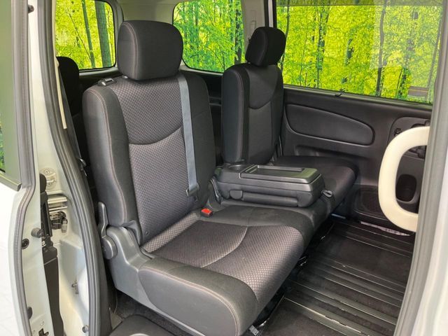 NISSAN SERENA  S-HYBRID 2013