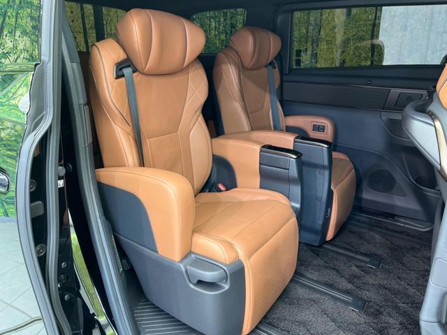 TOYOTA VELLFIRE  HYBRID 2023