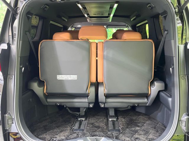 TOYOTA VELLFIRE  HYBRID 2023