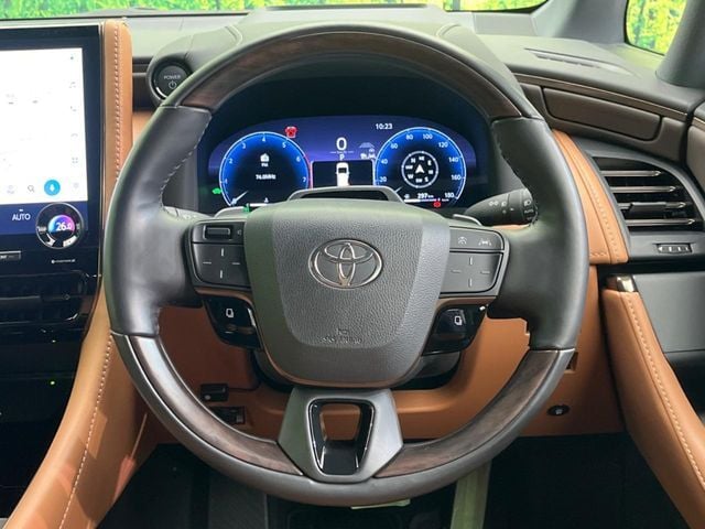 TOYOTA VELLFIRE  HYBRID 2023