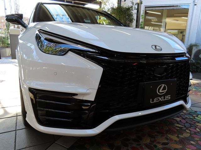 TOYOTA LEXUS LBX 2025