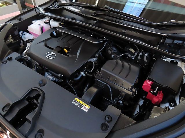 TOYOTA LEXUS LBX 2025