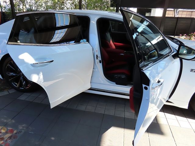 TOYOTA LEXUS LS500h 2024