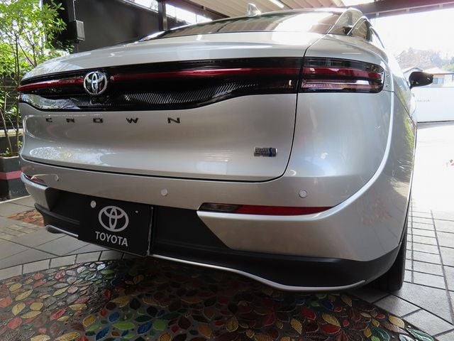 TOYOTA CROWN CROSSOVER 2024