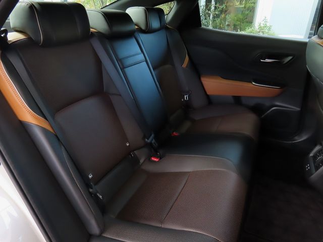 TOYOTA CROWN CROSSOVER 2024