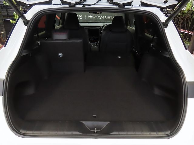 TOYOTA LEXUS LBX 2025