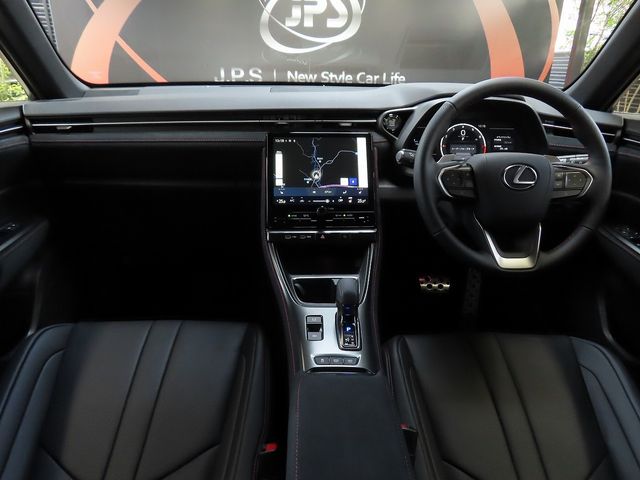 TOYOTA LEXUS LBX 2025