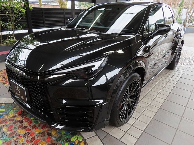 TOYOTA LEXUS LBX 2025