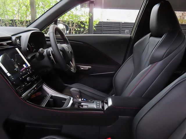 TOYOTA LEXUS LBX 2025