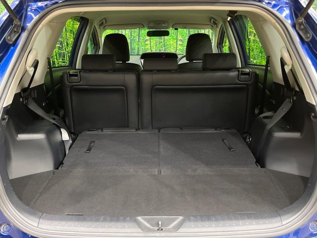 TOYOTA PRIUS Alpha 2015