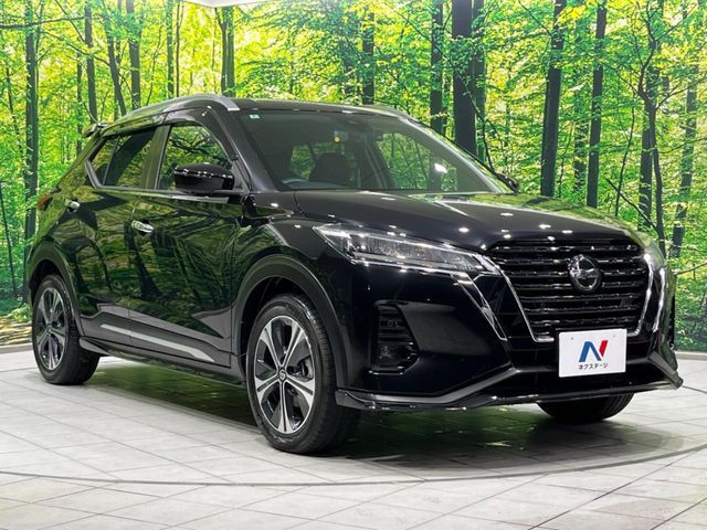 NISSAN KICKS 2022
