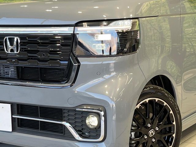 HONDA N BOX CUSTOM 2024