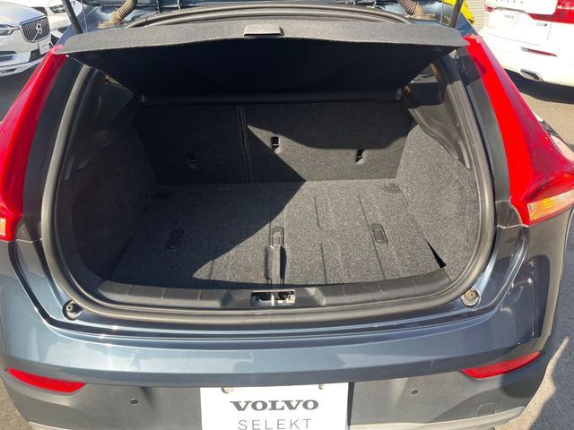 VOLVO VOLVO V40 CROSS COUNTRY 2017