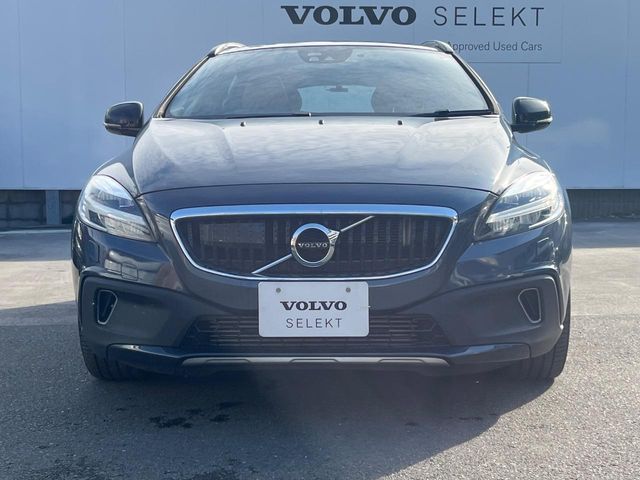 VOLVO VOLVO V40 CROSS COUNTRY 2017