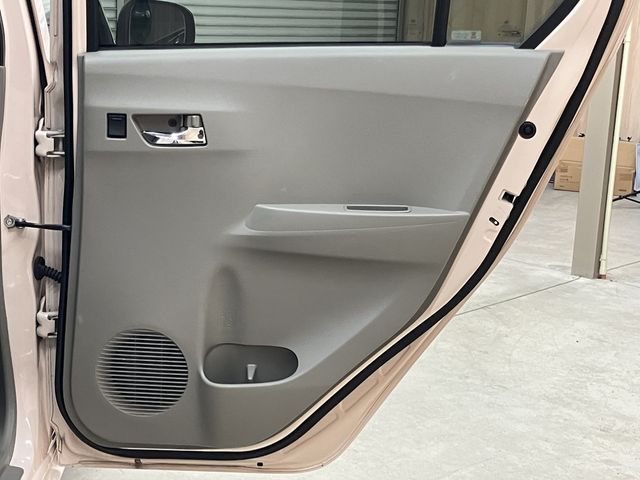 DAIHATSU MIRA e:S 2011