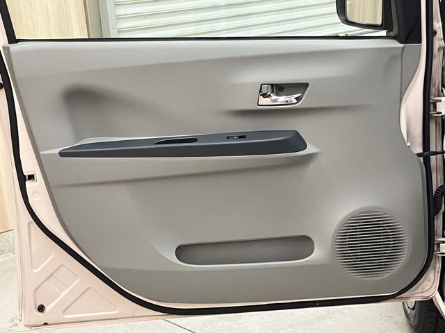 DAIHATSU MIRA e:S 2011