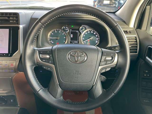 TOYOTA LANDCRUISER PRADO 2022