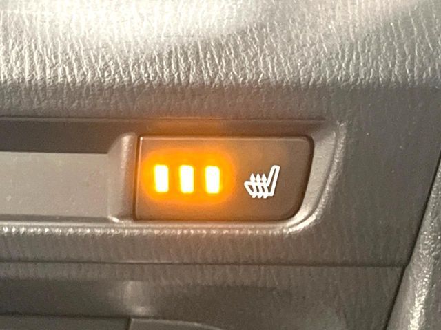 MAZDA AXELA SPORTS 2015