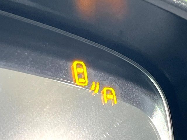 MAZDA AXELA SPORTS 2015