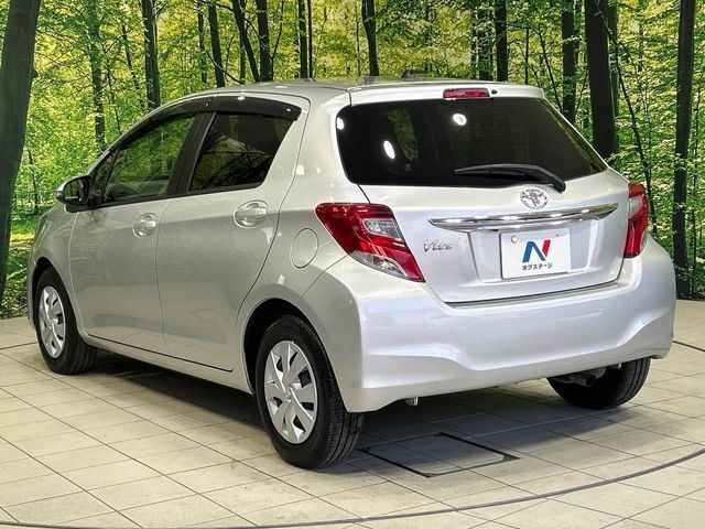 TOYOTA VITZ 2014